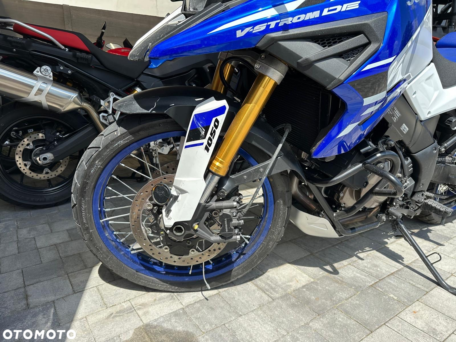 Suzuki DL - 13