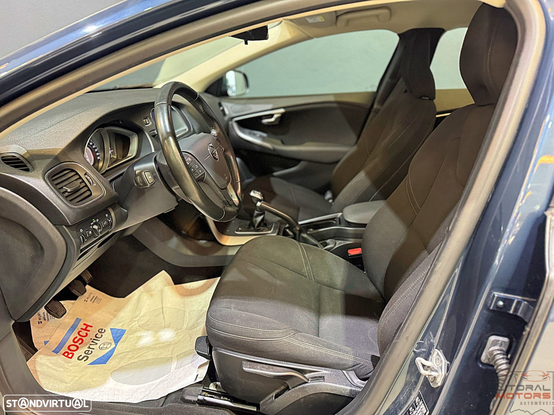 Volvo V40 D2 Line You! - 14