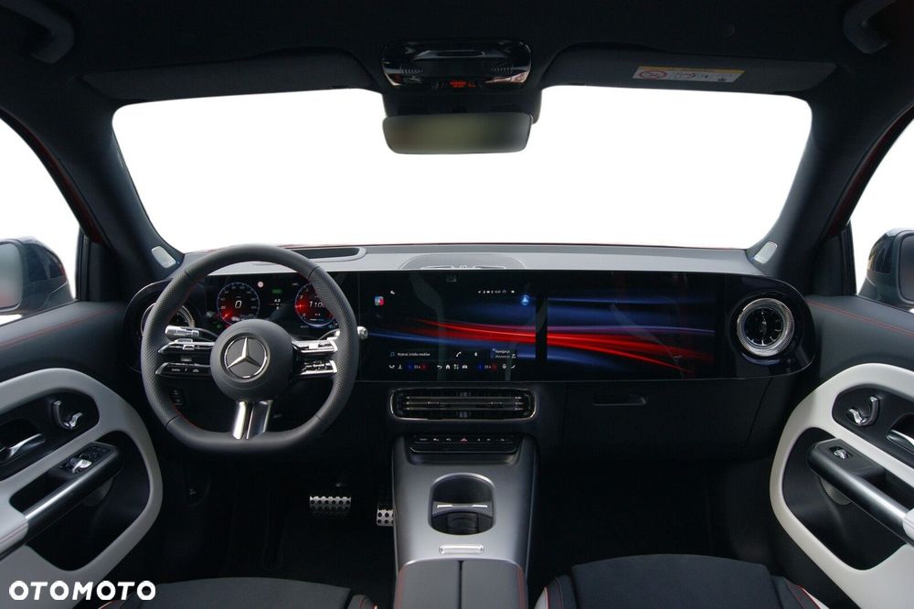 Mercedes-Benz GLB - 10