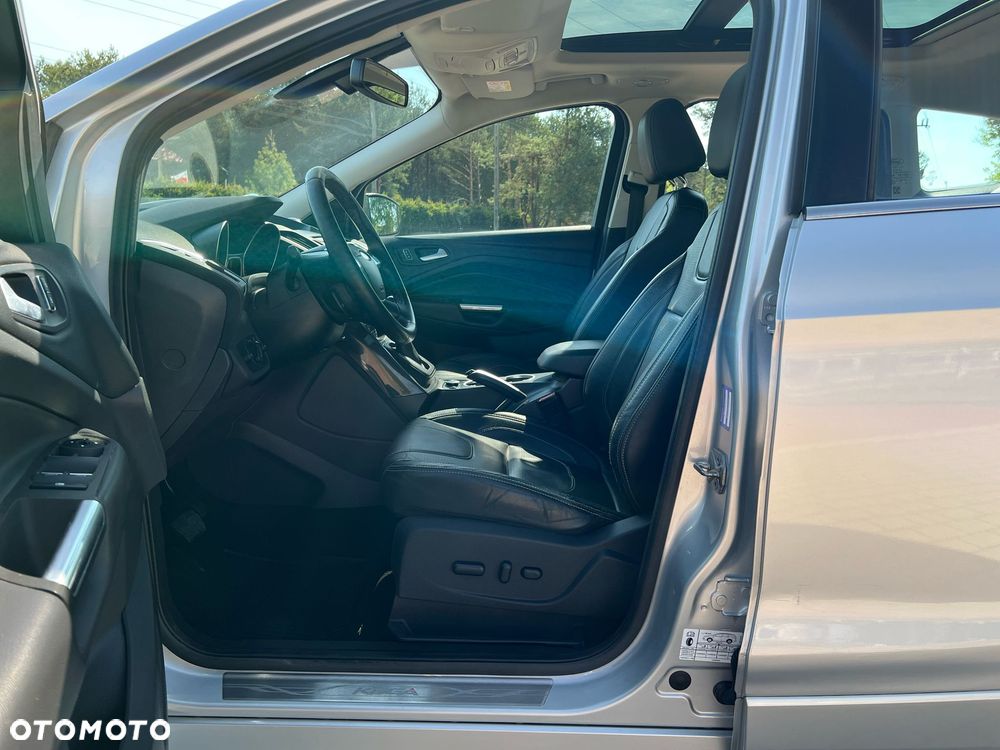 Ford Kuga - 11