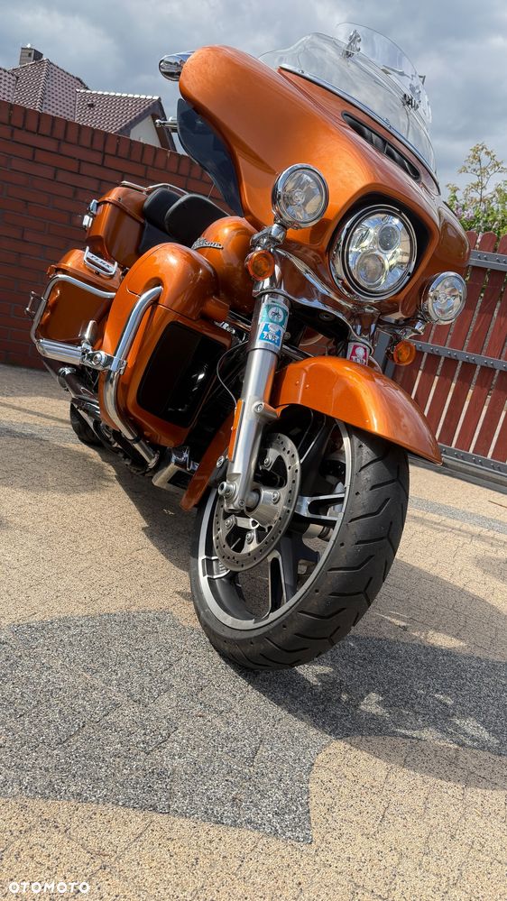Harley-Davidson Touring Street Glide - 2