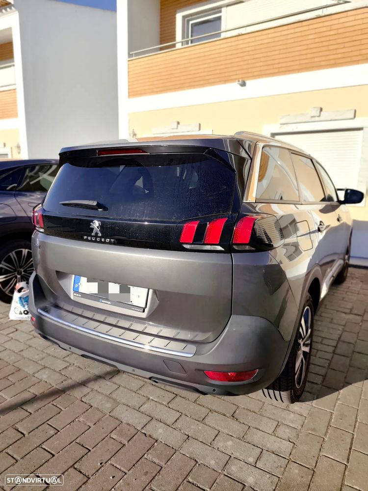 Peugeot 5008 - 7