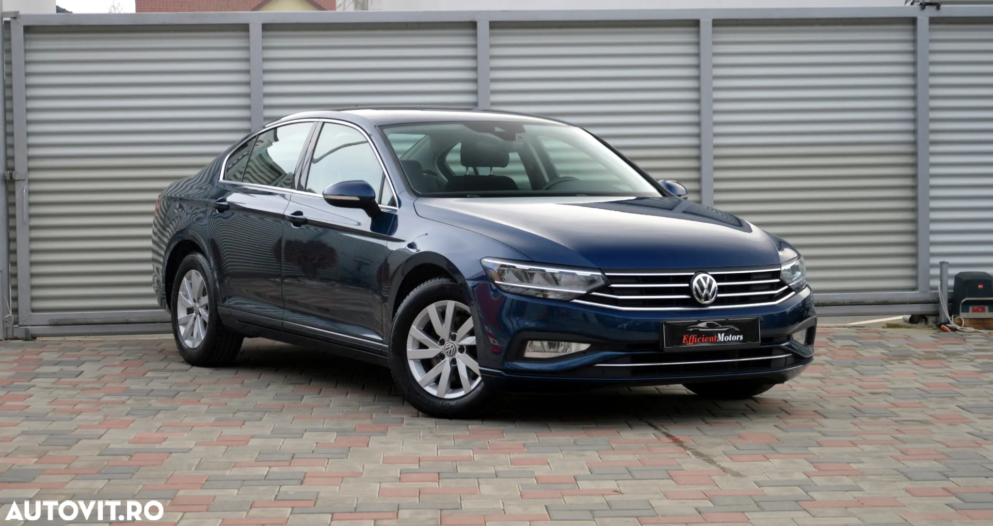 Volkswagen Passat 1.6 TDI DSG Comfortline - 9