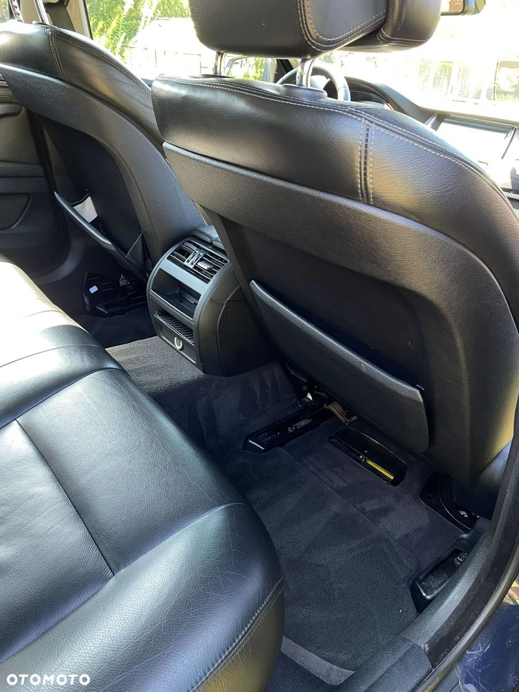BMW Seria 5 520d - 12