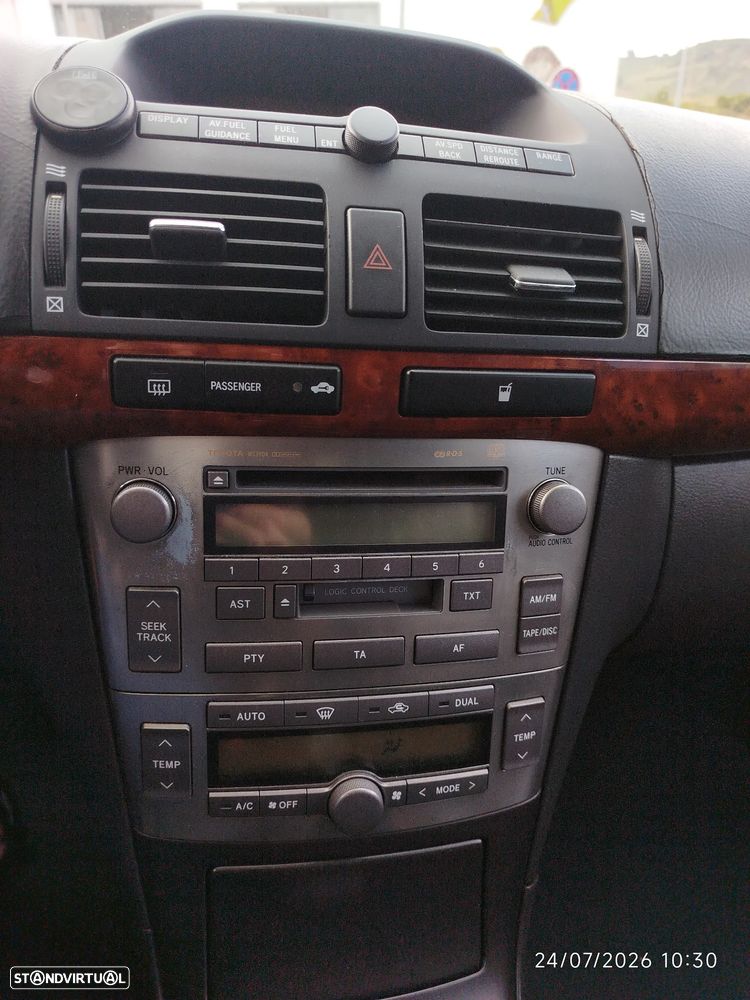 Toyota Avensis - 7