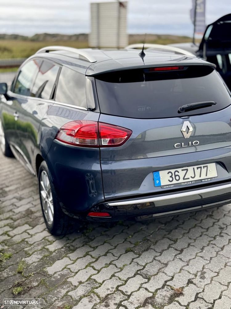 Renault Clio Break - 11