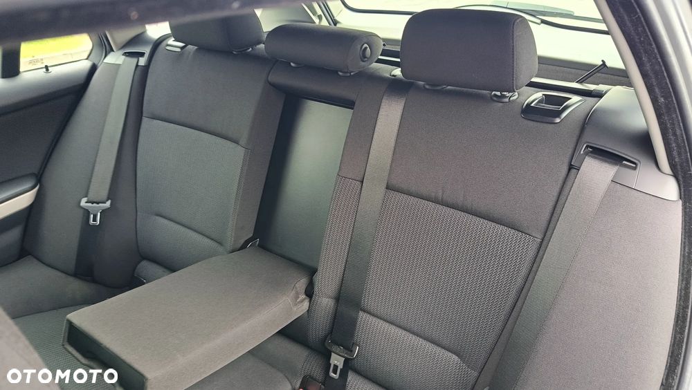 BMW Seria 3 320d DPF - 6