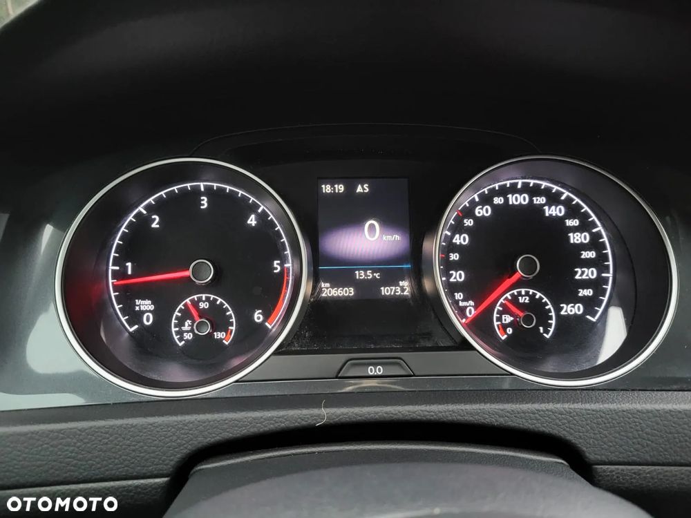 Volkswagen Golf VII 1.6 TDI BMT Comfortline - 10