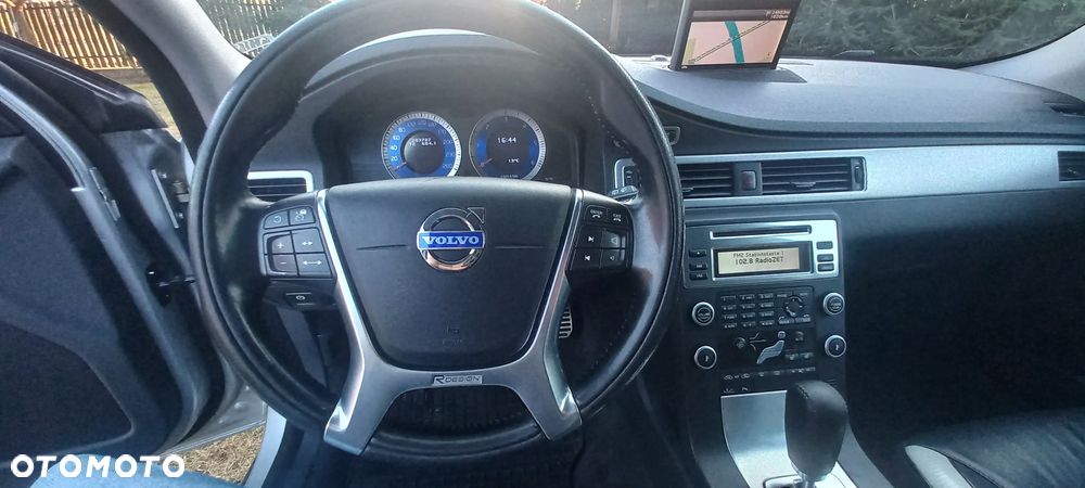 Volvo V70 D5 AWD R-Design Summum - 10
