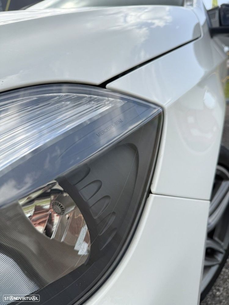 Mercedes-Benz A 180 d AMG Line - 27