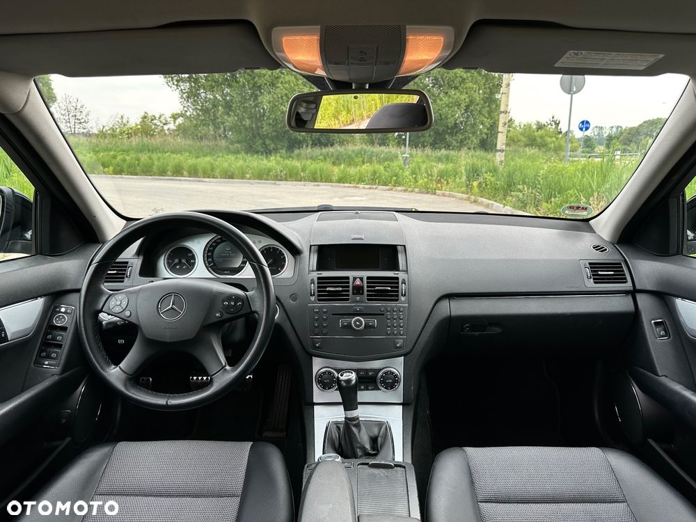 Mercedes-Benz Klasa C 180 Kompressor Avantgarde - 31