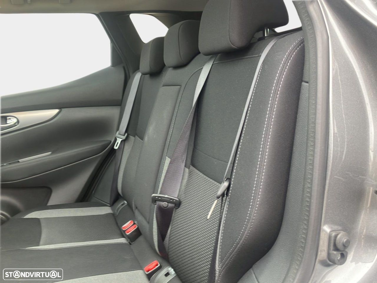 Nissan Qashqai 1.5 dCi N-Connecta DCT - 13