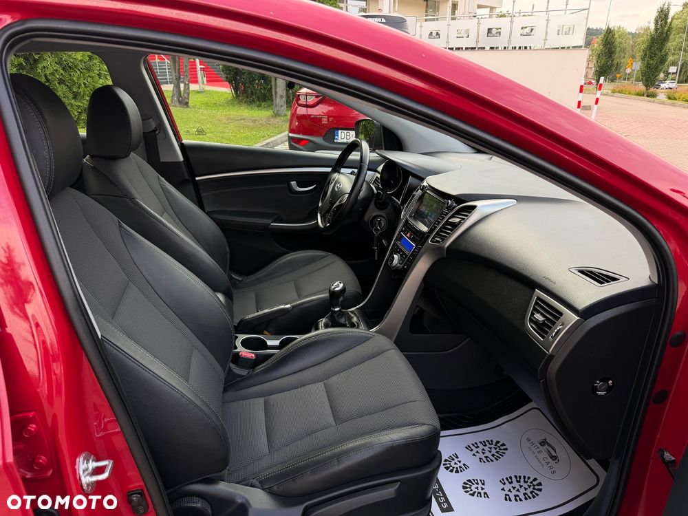 Hyundai i30 1.4 Premium - 8