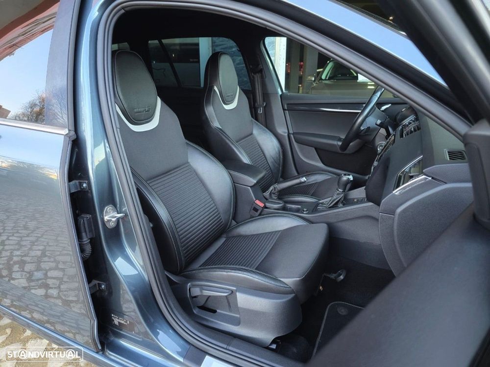 Skoda Octavia Break 2.0 TDI DSG RS - 17