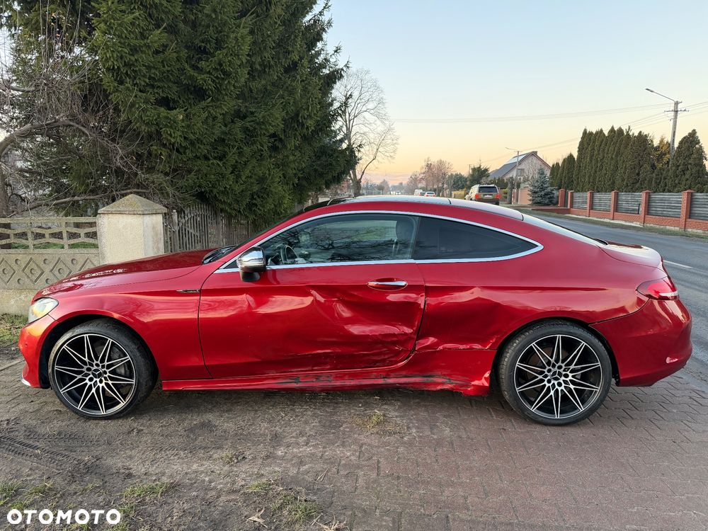 Mercedes-Benz Klasa C 180 BlueEFFICIENCY 7G-TRONIC Edition 1 - 8