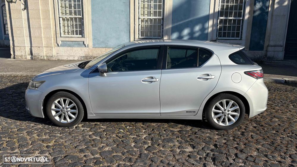 Lexus CT 200h 06 P.Convenience - 2