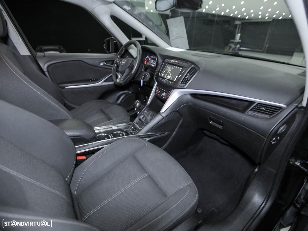 Opel Zafira - 9