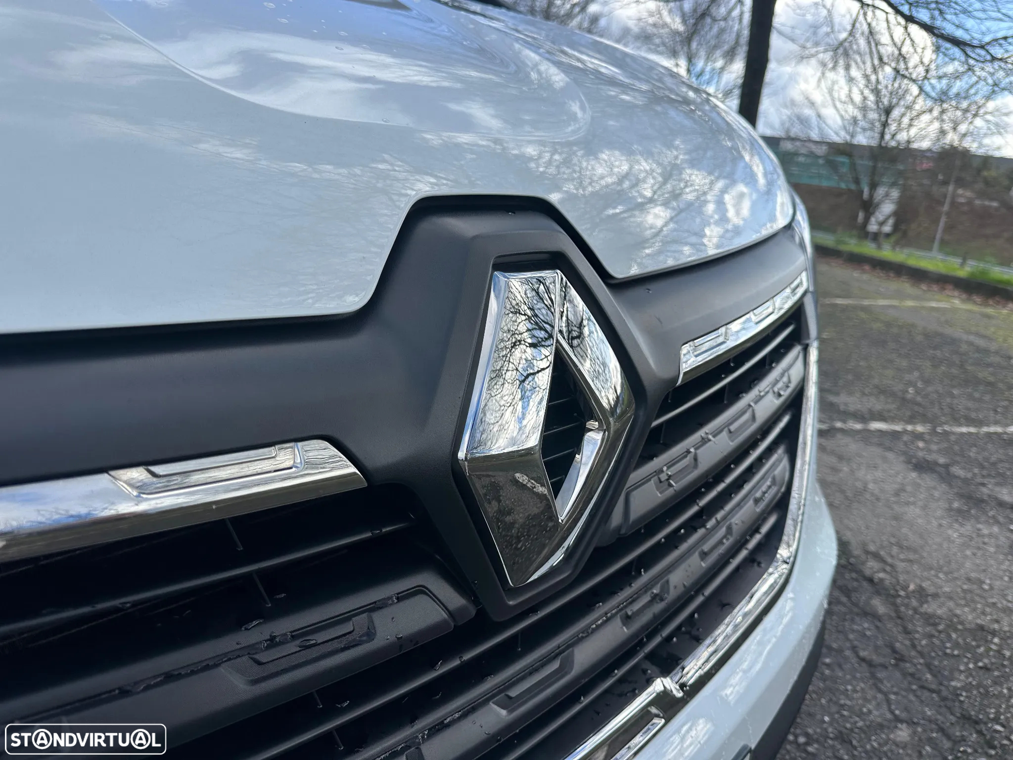 Renault Trafic L1H1 2.0Dci 120cv - IVA Dedutível - 12