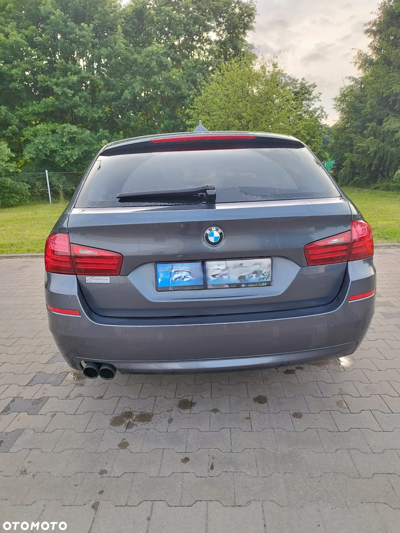 BMW Seria 5 520d xDrive - 5