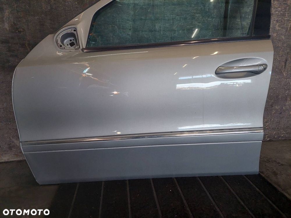 DRZWI KOMPLETNE LEWY PRZÓD MERCEDES-BENZ W211 E KLASA - 2