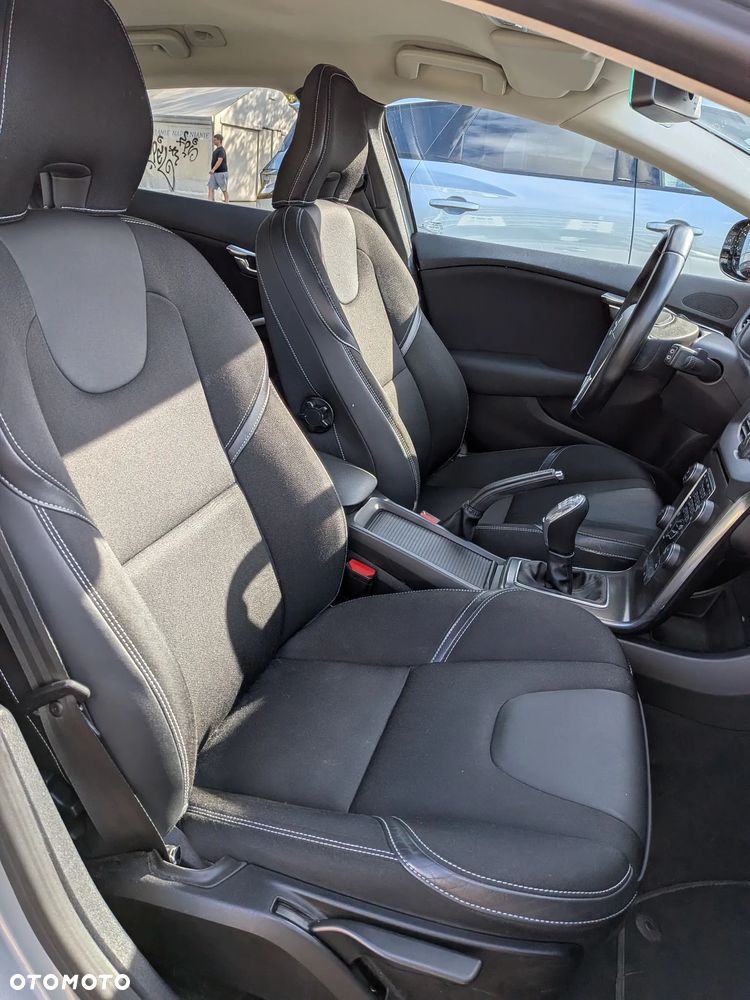 Volvo V40 - 21