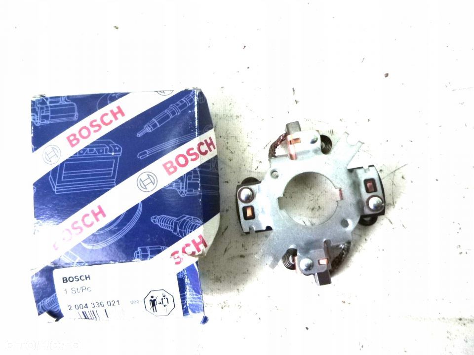 szczotkotrzymacz ROZRUSZNIKA MERCEDES W115 REKORD - 1