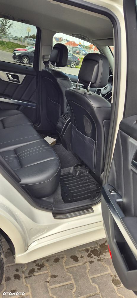 Mercedes-Benz GLK - 7