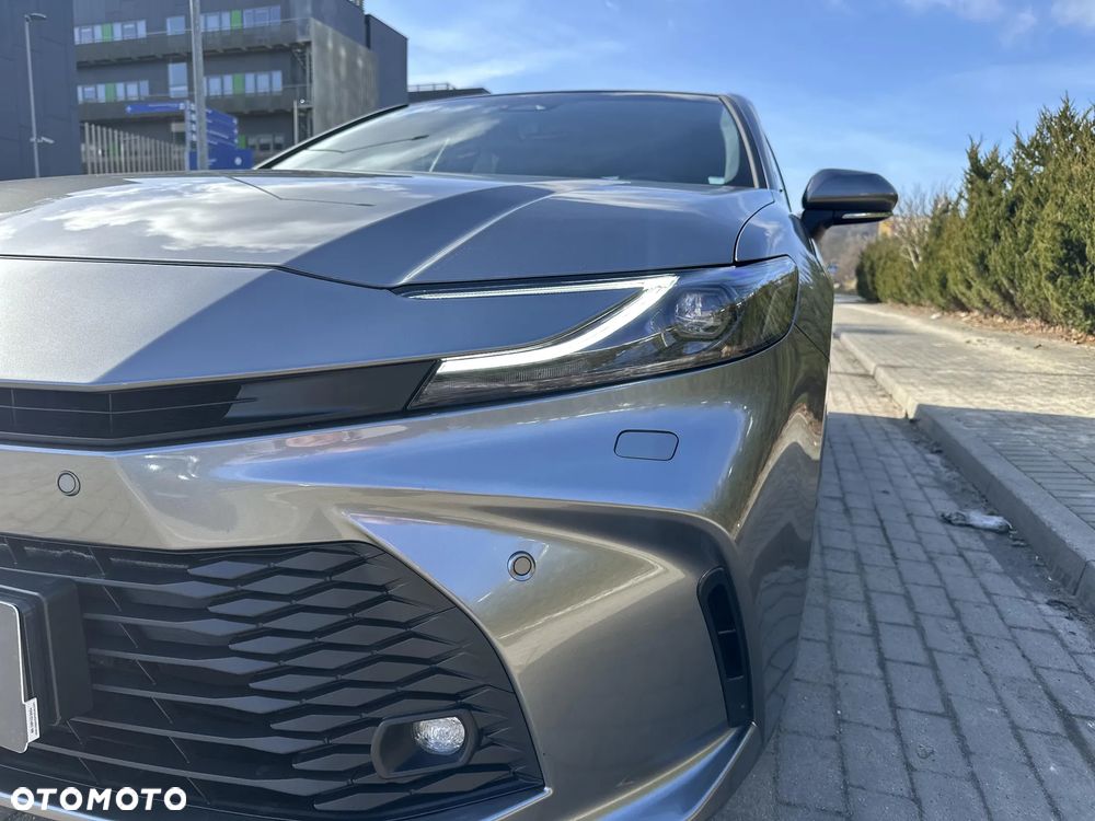 Toyota Camry 2.5 Hybrid Dynamic Force Comfort e-CVT - 10