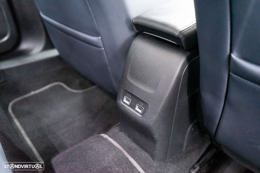 Peugeot 2008 1.2 PureTech Allure Pack EAT8 - 7