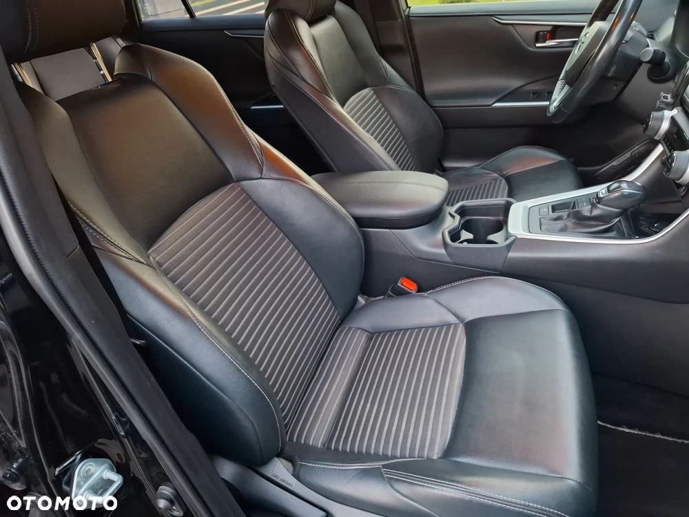 Toyota RAV4 2.5 Hybrid Black Edition by JBL 4x2 - 25