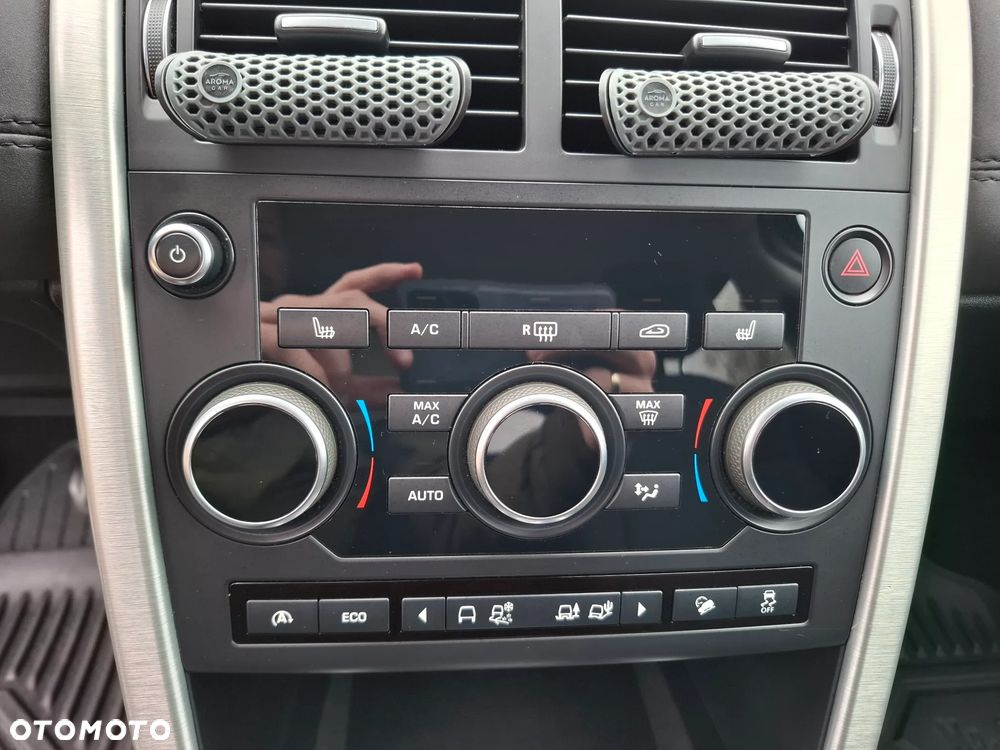 Land Rover Discovery Sport 2.0 TD4 SE - 35