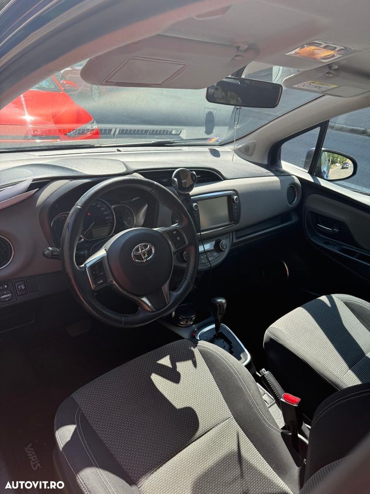 Toyota Yaris - 4