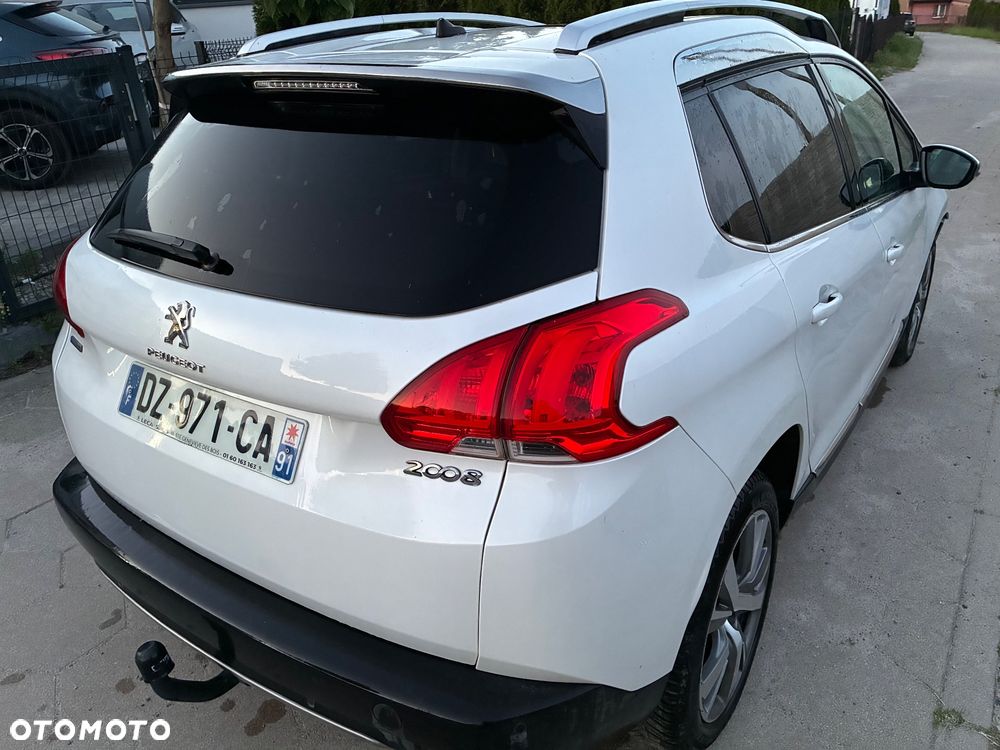 Peugeot 2008 PureTech 110 Stop&Start EAT6 Allure - 7