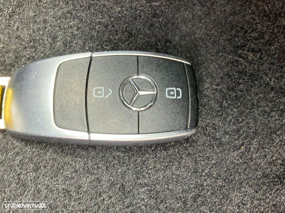Mercedes-Benz A 180 d Style Aut. — fotografia 19