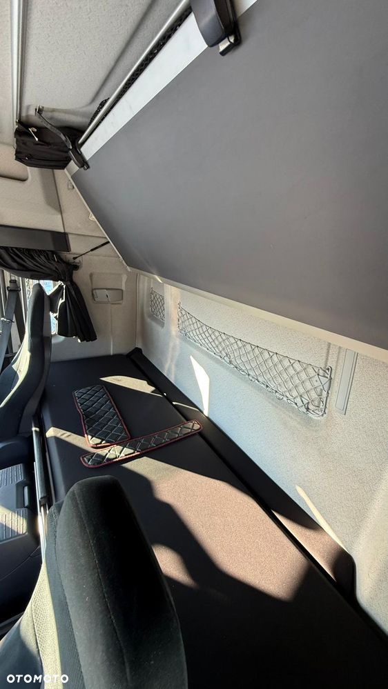 MAN TGX - 13