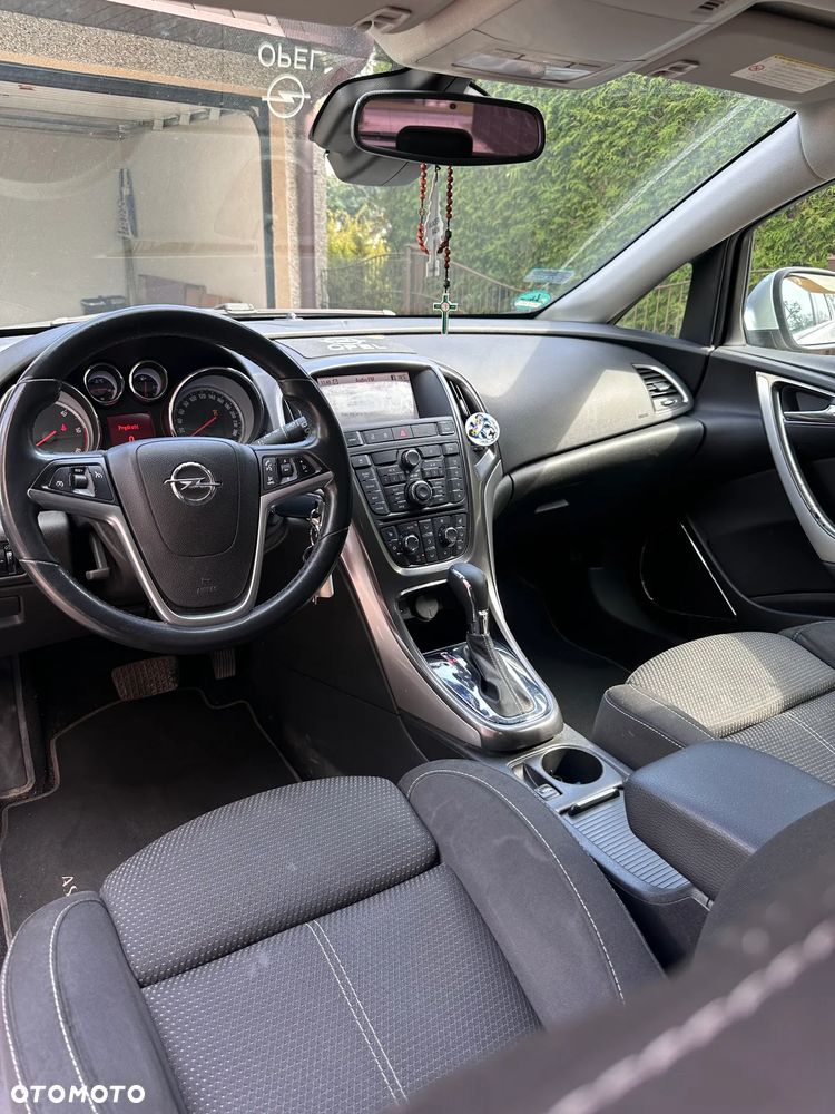 Opel Astra 2.0 CDTI Cosmo - 12