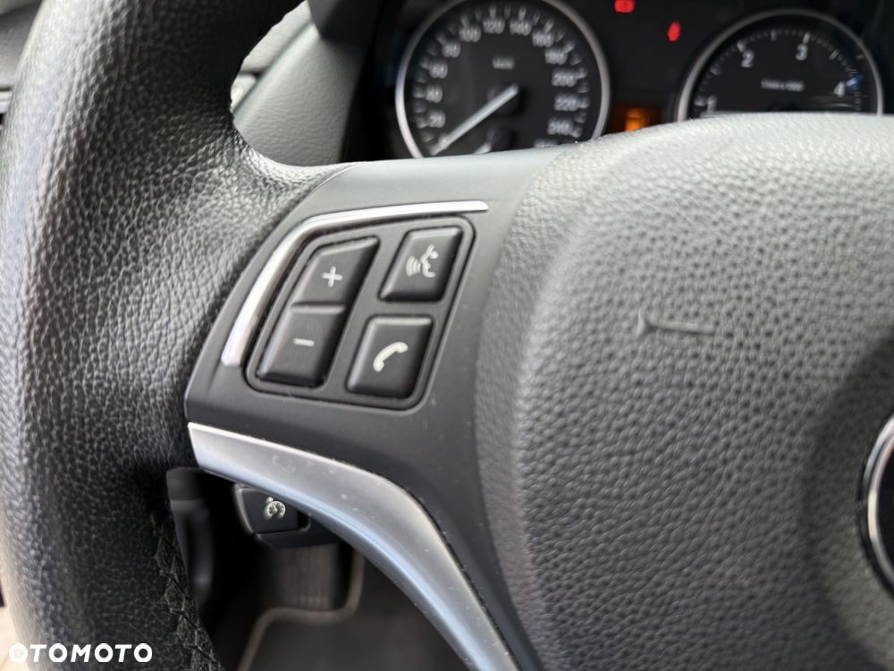BMW X1 sDrive18d xLine - 15