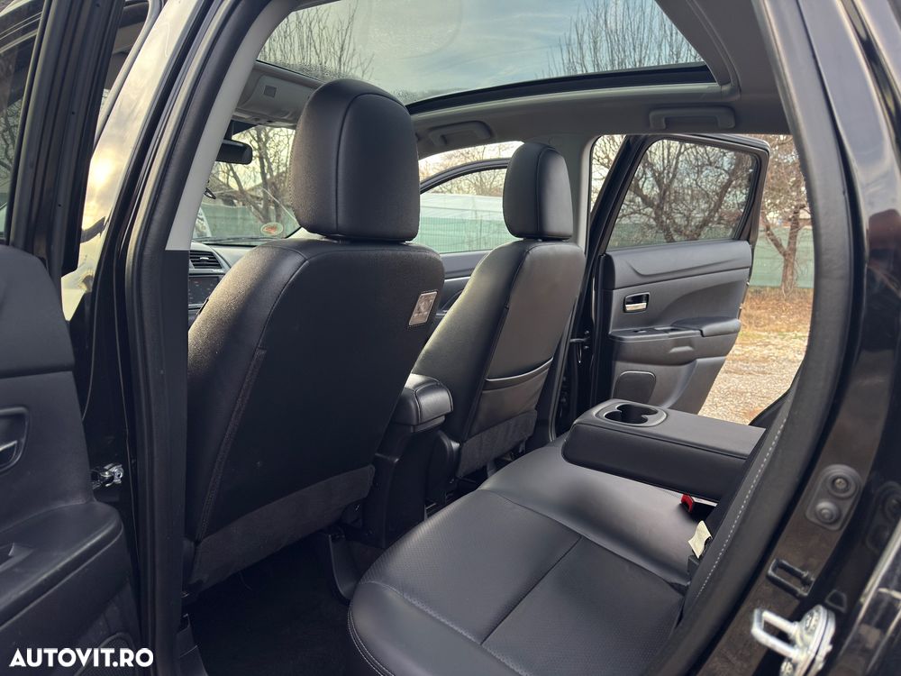 Mitsubishi ASX 1.8 DI-D 4WD Instyle - 12