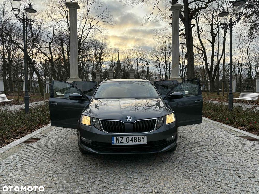 Skoda Octavia 2.0 TDI SCR Ambition DSG - 6