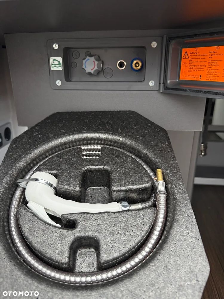 Volkswagen Crafter Grand California 600 Kamera ACC Solar LED - 39