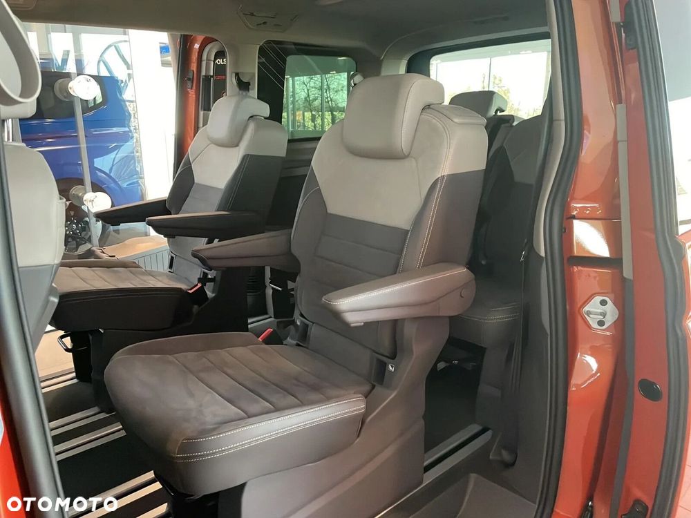 Volkswagen Multivan - 17