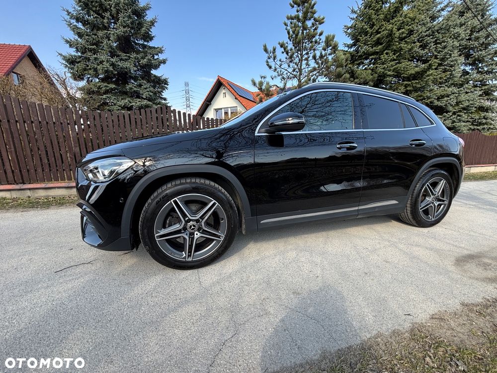 Mercedes-Benz GLA 200 7G-DCT AMG Line - 6