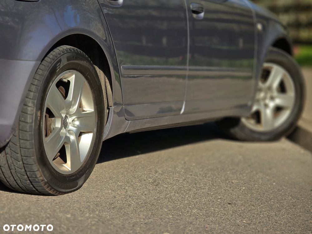 Audi A4 Avant 2.0 T FSI - 34