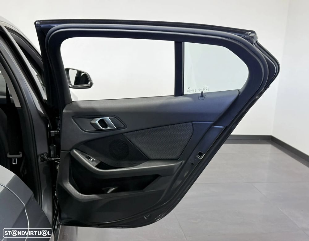 BMW 116 d Advantage Auto - 46