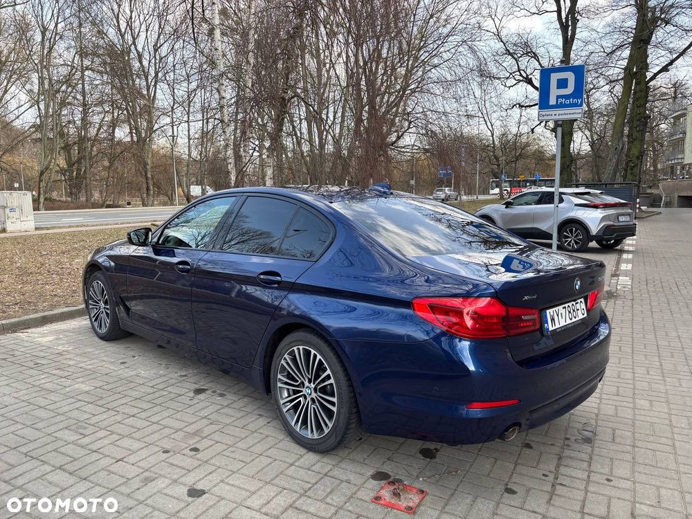 BMW Seria 5 520d xDrive MHEV Sport Line sport - 3