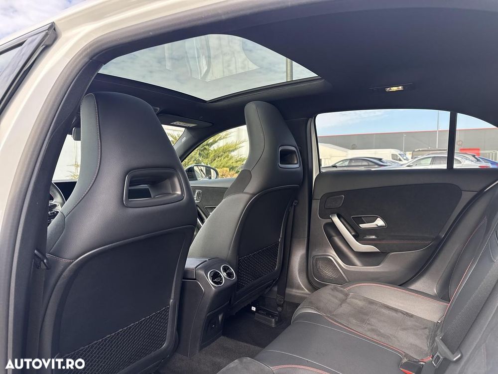 Mercedes-Benz A 200 MHEV 7G-DCT - 14