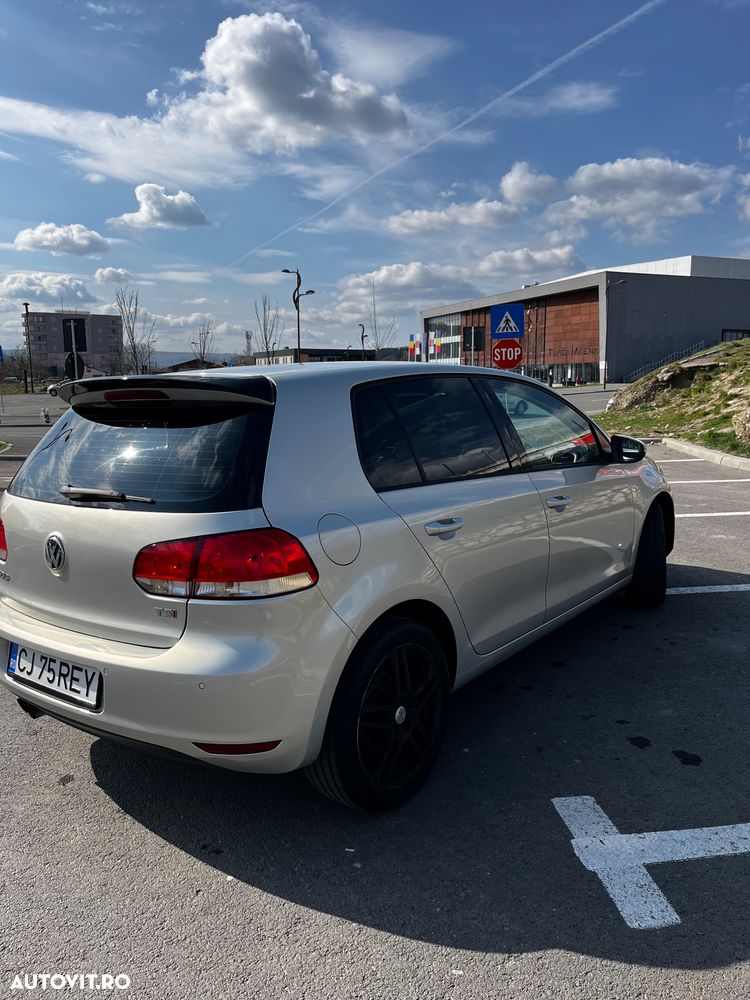 Volkswagen Golf 1.4 TSI BMT DSG Comfortline - 5