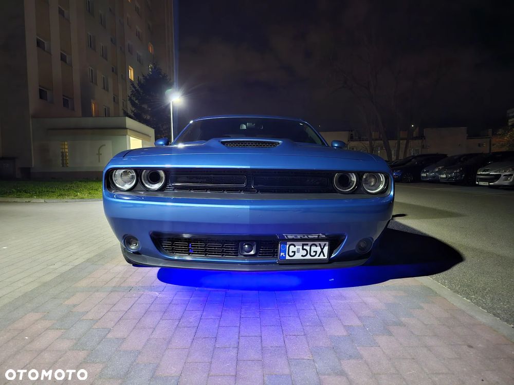 Dodge Challenger 5.7 R/T - 6