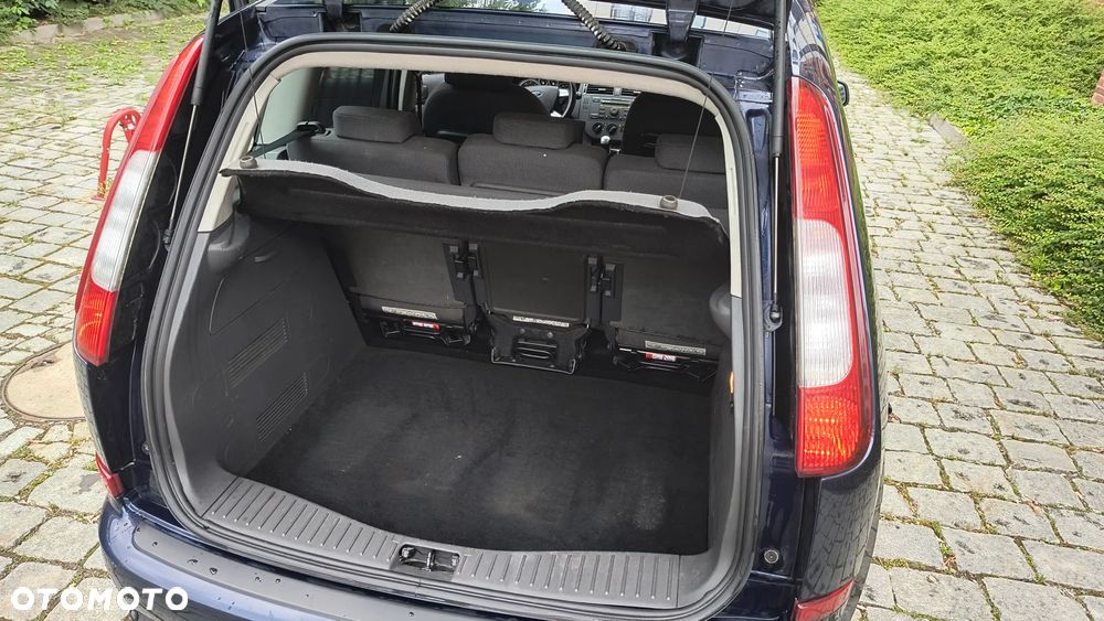 Ford Focus C-Max 1.8 Trend - 11