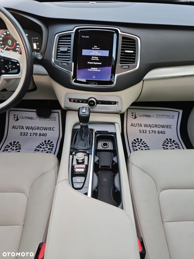 Volvo XC 90 - 30